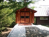 長野県グリーンスポーツの森のバイオトイレ